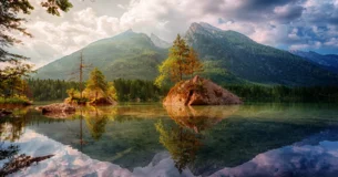 El descubrimiento más grande de mi generación es que un ser humano puede cambiar de vida cambiando de actitud mental. - William James
