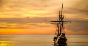 De altos espíritus es aspirar a las cosas altas. - Miguel de Cervantes
