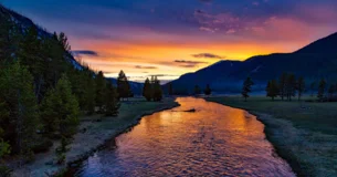 El juego es un principio inherente a la naturaleza humana. Nos afecta a todos. - Edmund Burke